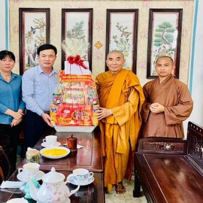 Ban Tôn giáo Tỉnh Đồng Nai chúc mừng Phật Đản Tổ Đình Quan Âm Tu Viện